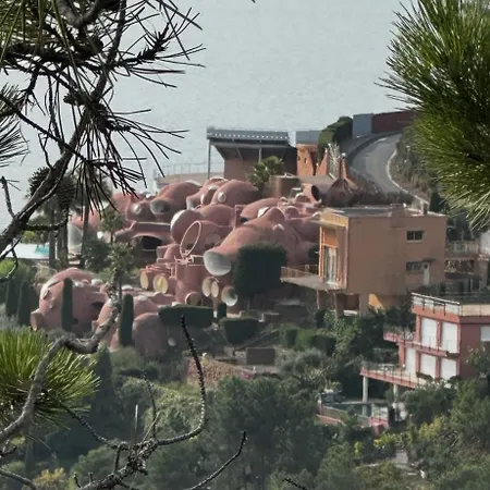 Vue Sur La Baie De Cannes Piscine Randonnee Au Pied De L Esterel Cezanne *
