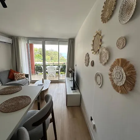 Apartment Vue Sur La Baie De Cannes Piscine Randonnee Au Pied De L Esterel Cezanne Theoule-sur-Mer